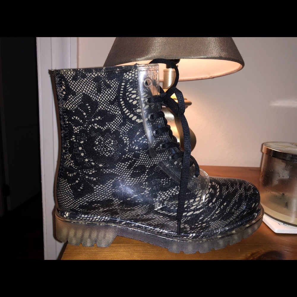 doc martins!!
